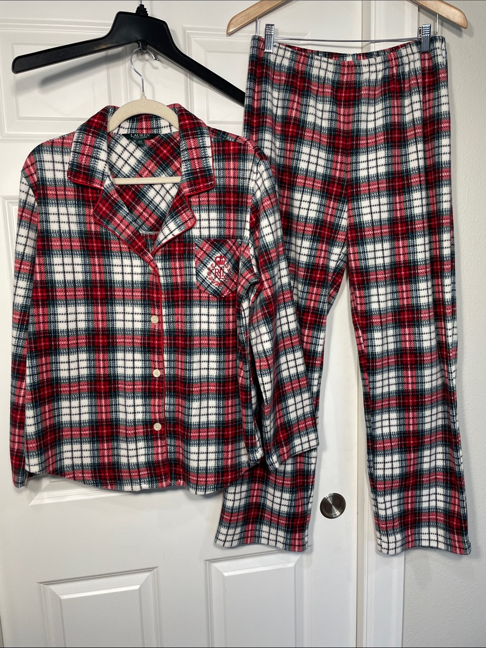 Lauren Ralph Lauren PJ Set Medium Monogram RLL" Crest Tartan Plaid Fleece